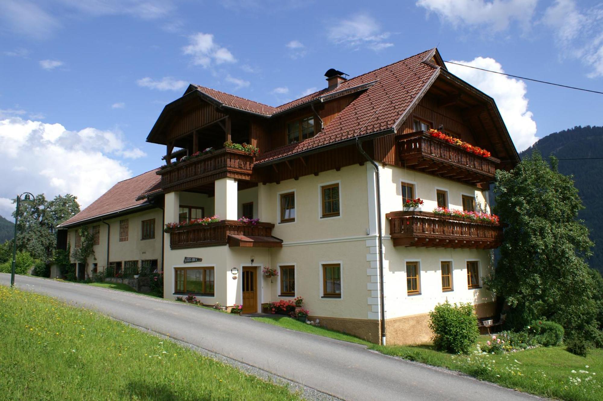 Ferienhaus Enzi Weissbriach Exteriör bild